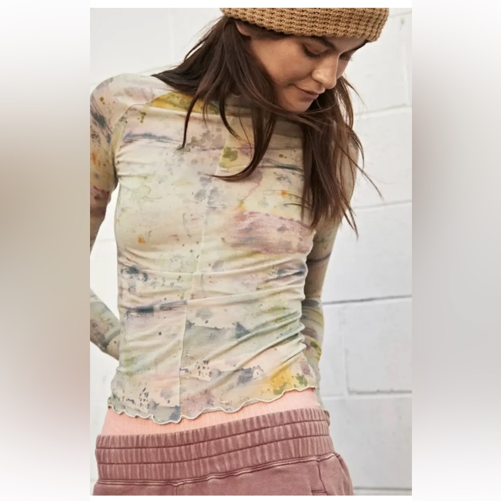 NWOT FREE PEOPLE MOVEMENT MULTI HIGH JUMP PRINTED LONG SLEEVE MOCK NECK TOP